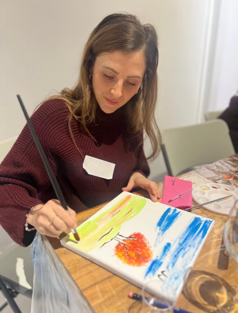 girl and connect (2)